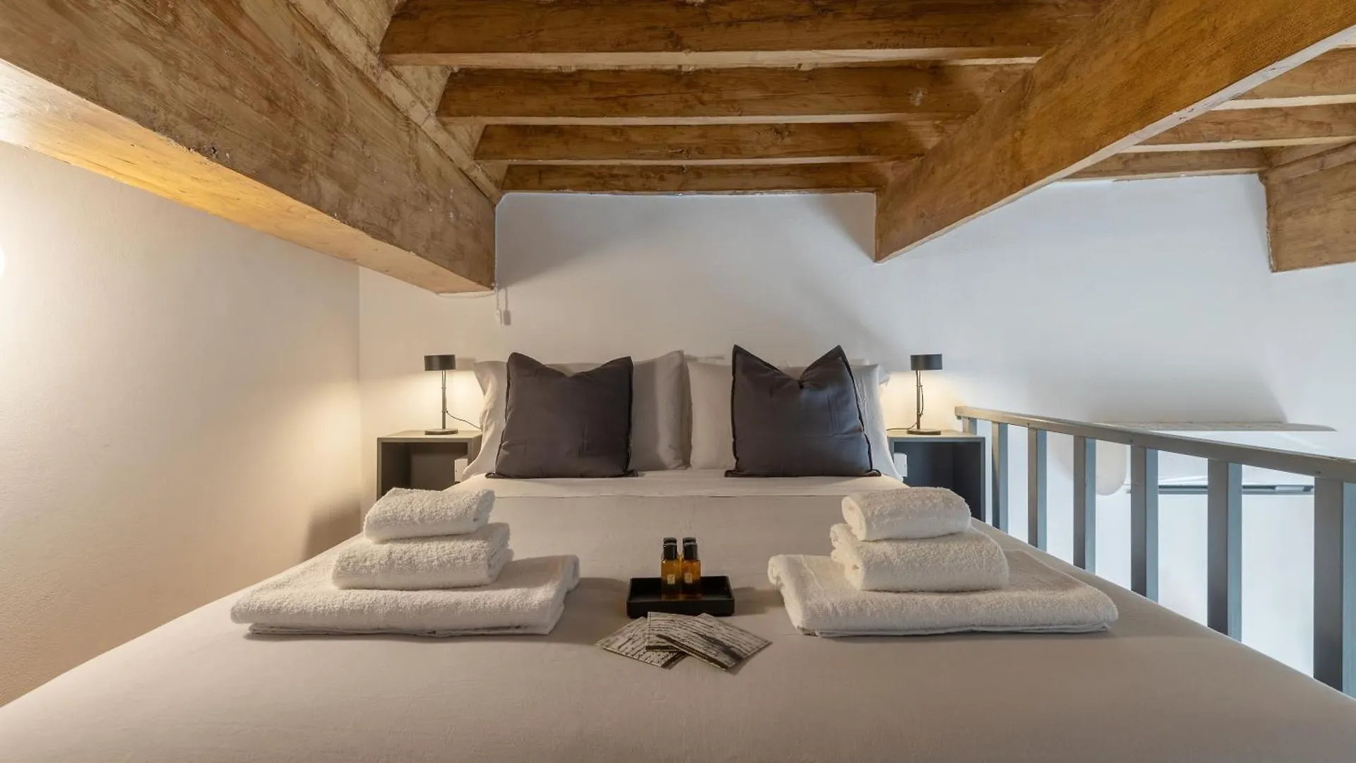 Apartamento Station-Duomo Free Wi-Fi Florencia 0*,  Italia
